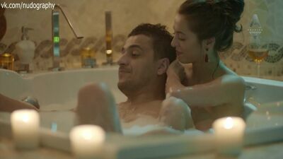 Анастасия Меськова голая в сериале "Сладкая жизнь" (2014, Андрей Джунковский) - Сезон 1 / Серия 6 (без цензуры)
