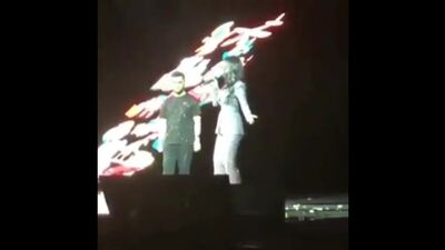 Шахзода и Салих на концерте.