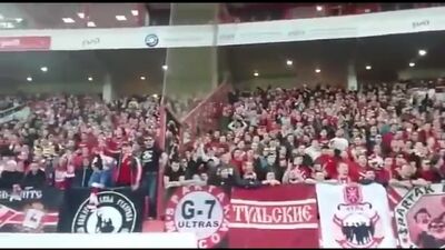 Фанаты «Спартака» зажгли кричалкой «Оля Бузова — проститутка!».