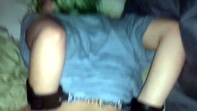 Жопастая Наездница Кончает много раз на Папином Члене