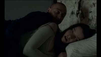 Когда Джеймс МакЭвой (James McAvoy) у тебя под одеялом [фильм Сплит]