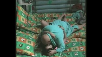 Беркова и Рома на реалити шоу дом 2, секс скрытой камерой | Berkova and Roma on the reality show house 2 sex hidden camera