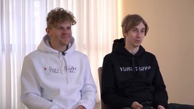 Yung Trappa хейтит Акин Августа пинг понг Янг треппа траппа