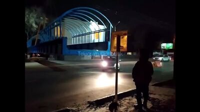 В Ульяновске подростки уходят от погони, чуть не задев висящий мост