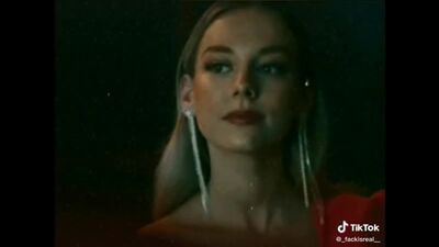 Карла // эстер // элита // эстер экспозито