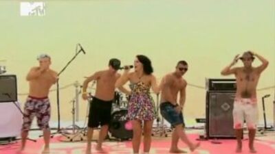 Слава-Одиночество Каменная леди, ледяная сказка Вместо сердца - камень, вместо чувства маска