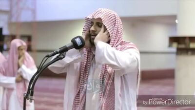 [v-s.mobi]Самый красивый АЗАН в 2018 г.ЧУДЕСА АЛЛАХА!.mp4