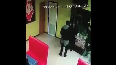 ★ В Астрахани в кафе кавказцы толпой избили посетительниц.