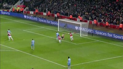 Лукас Подольски VS Вест Хэм