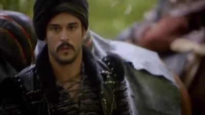 Малкочоглу Бали-Бей спасает Сулеймана. Первое появление Бали бея #великолепныйвек#obovsem#махидеврансултан#хатиджесултан#султанс