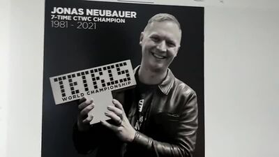 Чемпион мира по Тетрису Джонас Ньюбауэр умер / Tetris World Champion Jonas Newbauer Dies