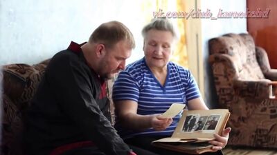 Быковский Дмитрий - Поговори со мною, мама (Караоке HD Клип)