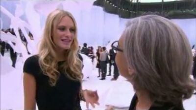 Uma Thurman and Florence Welch At Chanel Spring Summer RTW 2012