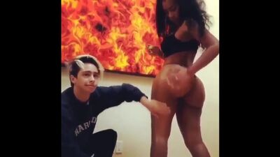 @joy_divizn / @katt_leya