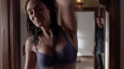 Emmy Rossum Nude, Emma Rose Kenney, Sammi Hanratty, v - Shameless s08e08 (2017) 1080p