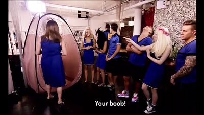 Scarlett Moffatt топлесс