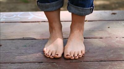 Kristen Bell, милые ступни