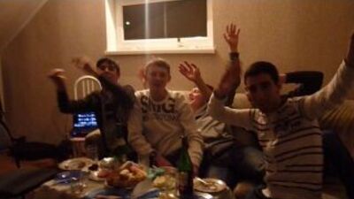 А ЁЖИКИ ЕБУТСЯ