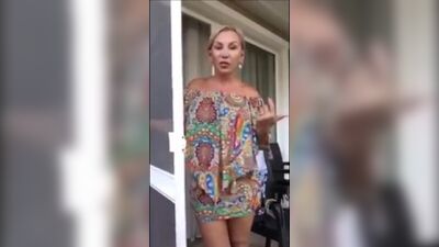 Елена Санжаровская