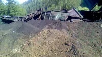 ЖД крушение Ерал-Симская Поезда №2707 - 11.08.2011. -1