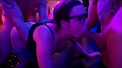 Жена изменяет мне на девичнике(Big ass,cock,cексвайф,18 old,blowjob,cam,mature,m