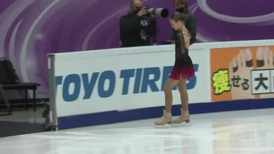 Александра Трусова в ожидании оценок ПП. Гран-при кубок Ростелеком, Москва 21.11.2020 (720p).mp4