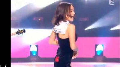 Ализе супер Секси!!! тот самый знаменитый попа танец нуууу очень красиво(не порноне сексне эротика)