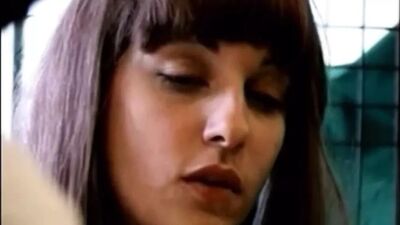 Итальянская мама обучает сосанию и анальному траху