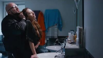 №307 Жёсткий секс в ванной с нелюбимым мужчиной