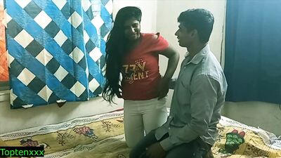 Индийская тинка трахается с соседским парнем! хинди секс