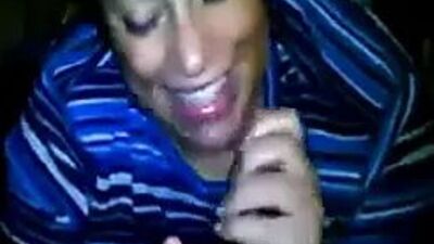 Возбужденная пухлая мулатка заставляет его кончить дважды - NegFloripa