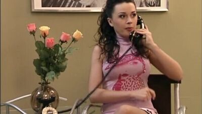 Анастасия Заворотнюк в телесных колготках - "Моя прекрасная няня"