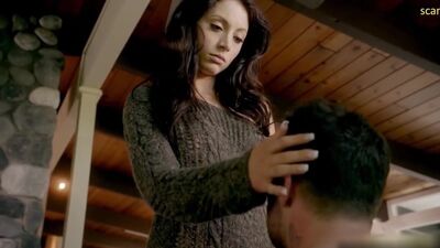 Leah Gibson трахается в мошенническом сериале