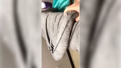 Теперь вот как ты трахаешься в магазине одежды