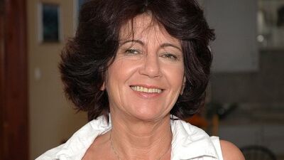 Красивая зрелая дама Katala