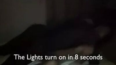 Прекрасная вьетнамская девушка поддается большому черному хую