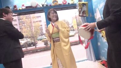 Волшебное зеркало, дорожка! ограничено молодежью! кое-что на церемонии совершеннолетия-2