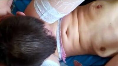 Муж привел друга