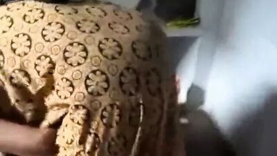 Жена моего брата хочет секс со мной, когда она одна дома