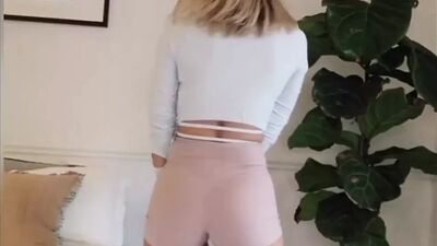 Зазор между бедрами, верблюжья лапка бедрами, крошечная талия, спандекс, сексуальная ботаничка