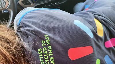 Работница Walmart дает орал