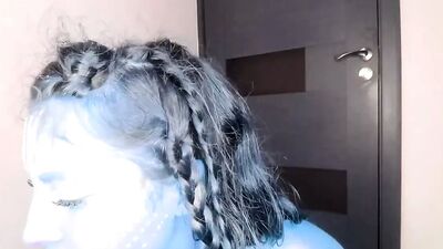 Мои записи кам-моделей сосут и лижут оба соска