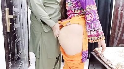 Богатую жену дези трахнул ее водитель с чистым звуком - горячо