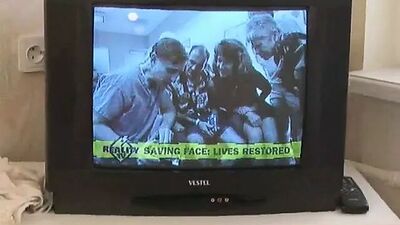 Русскую зрелую трахнули трое мужчин - двойное проникновение