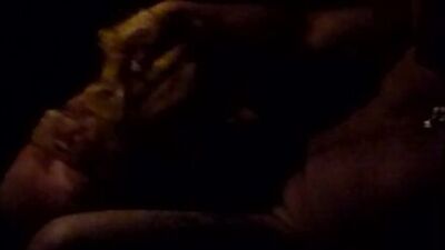 Опять заснял жену с любовником в машине