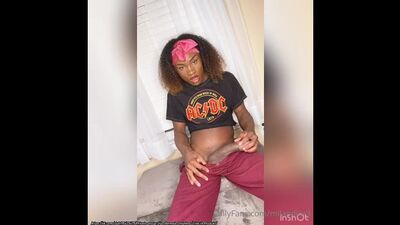 Milandior3-I_was_so_horny_while_