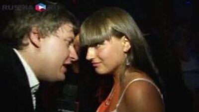 Сиськи Шоу. Эпизод 6.Сюзанна и Аня 5 минута.