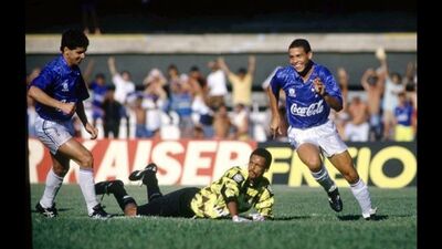 Молодой Роналдо. Сумасшедшие финты.