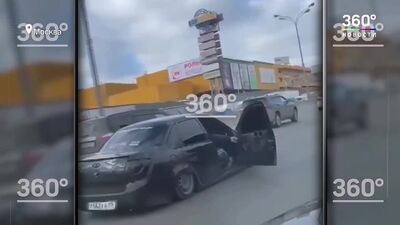 Лезгинка на МКАД заниженная Лада с открытыми дверьми проехала по Москве. Водитель извинился.mp4