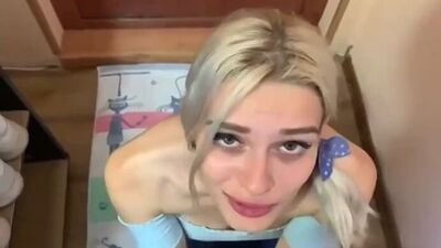 Какая красивая киска